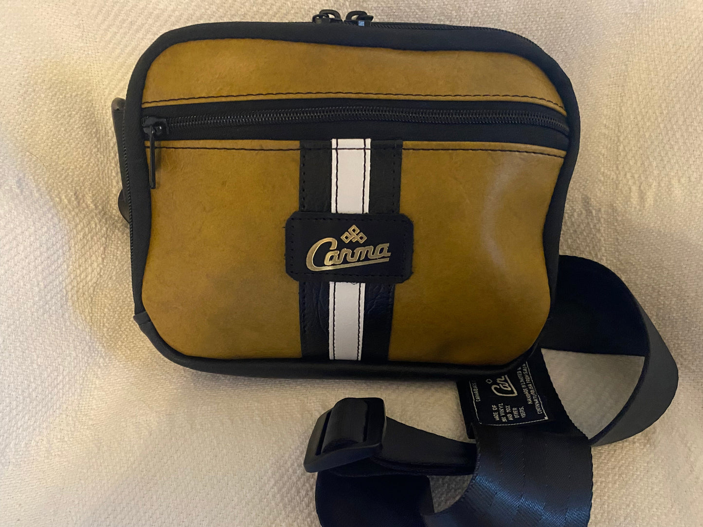 Spicy Mustard Speedster Crossbody